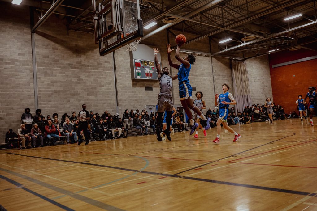 Leaders basketball LaSalle